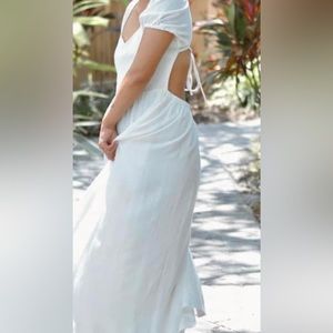 NEW Endless Blu White Midi Dress